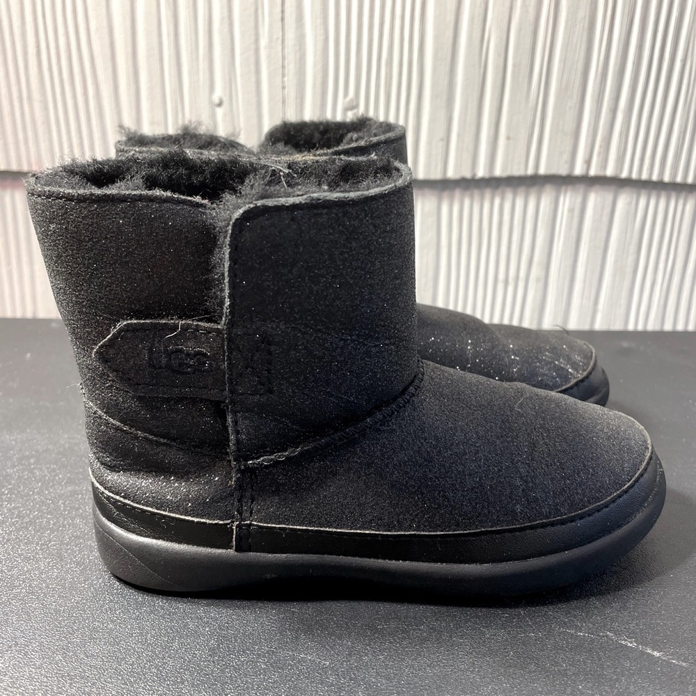 UGG boots size 10c